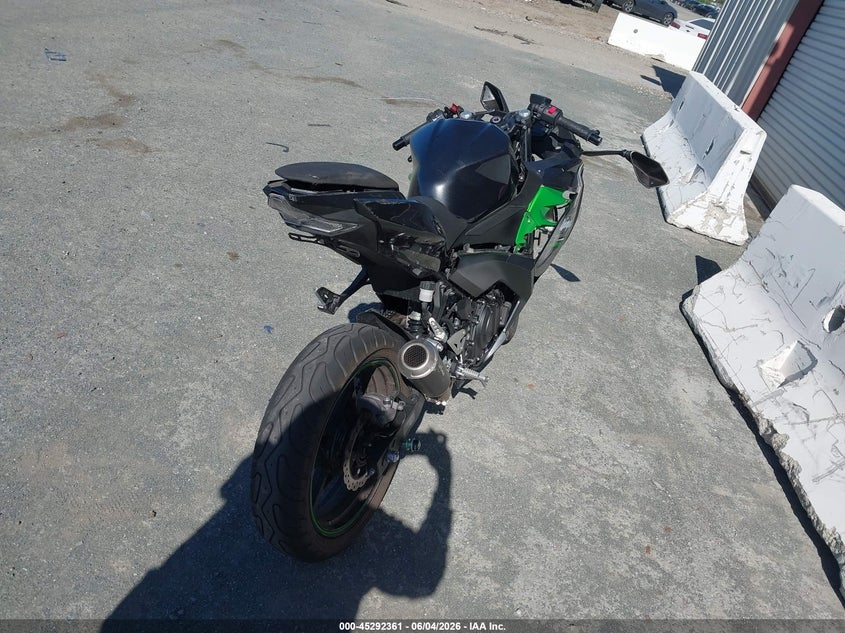 2023 Kawasaki Ex VIN JKAEXKH10PDAN4215 IAAI salvage auction — FRONT END, Salvage Title, sold $675 on 2026-07-08 (photo 4)