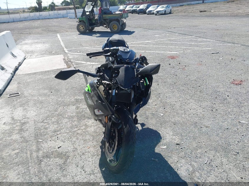 2023 Kawasaki Ex VIN JKAEXKH10PDAN4215 IAAI salvage auction — FRONT END, Salvage Title, sold $675 on 2026-07-08 (photo 5)