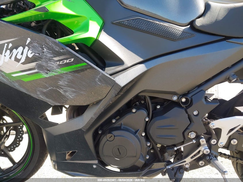 2023 Kawasaki Ex VIN JKAEXKH10PDAN4215 IAAI salvage auction — FRONT END, Salvage Title, sold $675 on 2026-07-08 (photo 9)