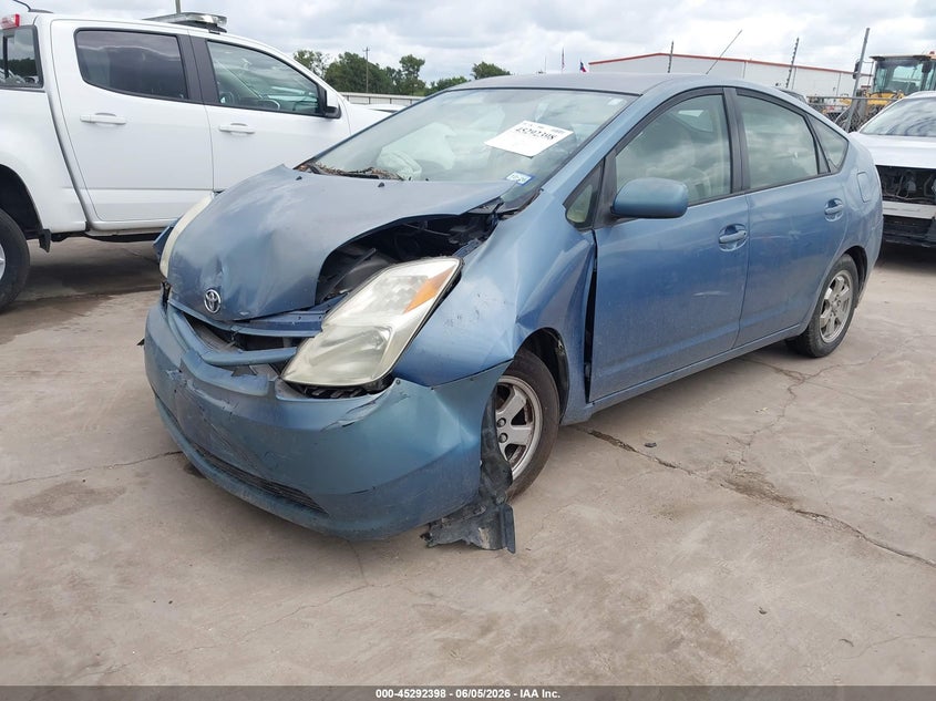 2004 Toyota Prius VIN JTDKB22U840023658 IAAI salvage auction — LEFT FRONT, Salvage (Texas), sold $250 on 2026-07-07 (photo 2)