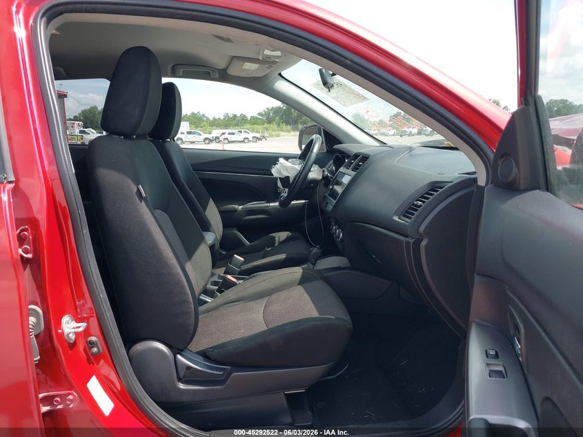 2019 Mitsubishi Outlander VIN JA4AR3AU1KU013391 IAAI salvage auction — FRONT END, Salvage Title, sold $1,750 on 2026-07-30 (photo 5)