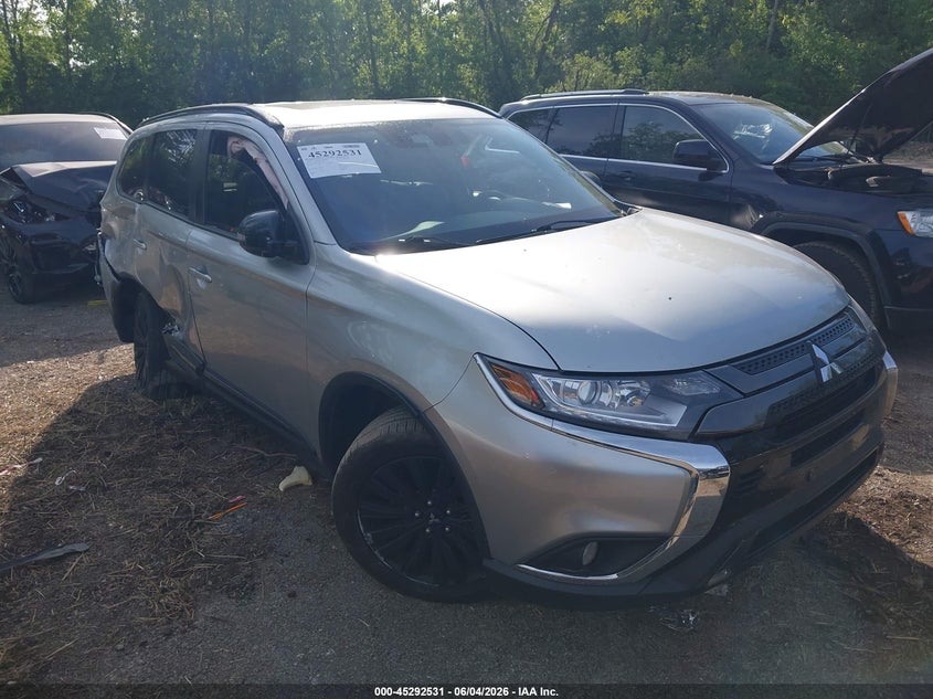 2020 Mitsubishi Outlander VIN JA4AZ3A37LZ028232 IAAI salvage auction — SIDE, Salvage Title, sold $25 on 2026-07-31 (photo 1)