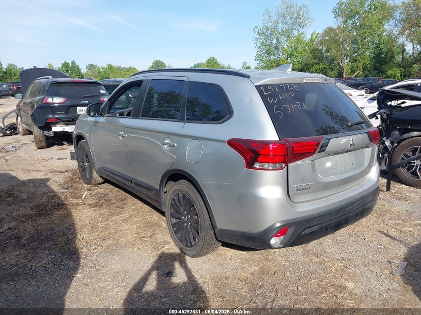 2020 Mitsubishi Outlander VIN JA4AZ3A37LZ028232 IAAI salvage auction — SIDE, Salvage Title, sold $25 on 2026-07-31 (photo 3)
