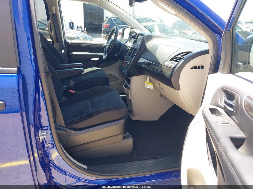 2019 Dodge Grand caravan VIN 2C4RDGBG2KR571710 IAAI salvage auction — NORMAL WEAR, Sf97 (Utah), sold $13,325 on 2026-07-08 (photo 5)