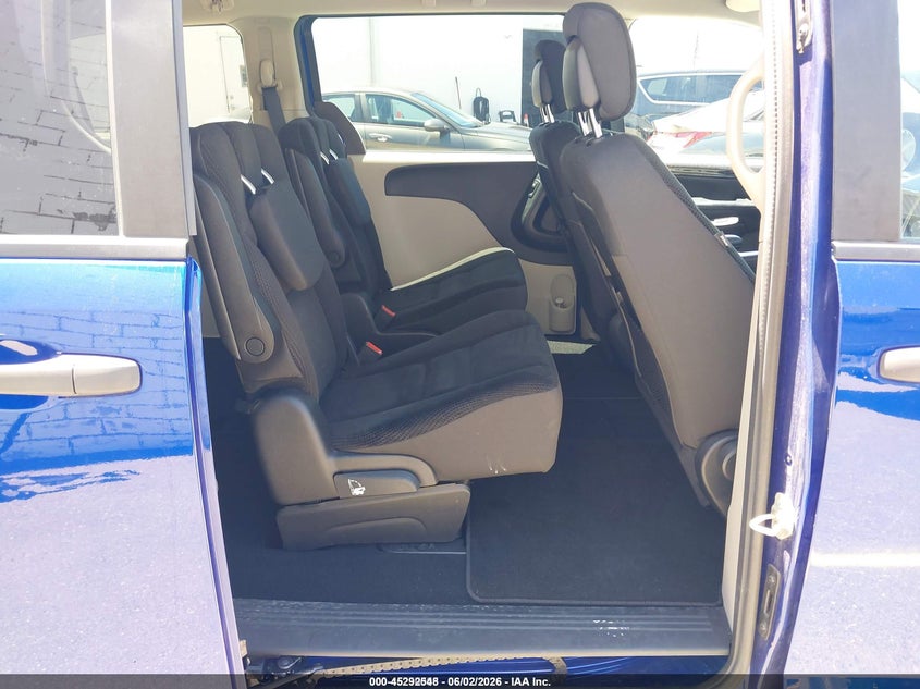 2019 Dodge Grand caravan VIN 2C4RDGBG2KR571710 IAAI salvage auction — NORMAL WEAR, Sf97 (Utah), sold $13,325 on 2026-07-08 (photo 8)