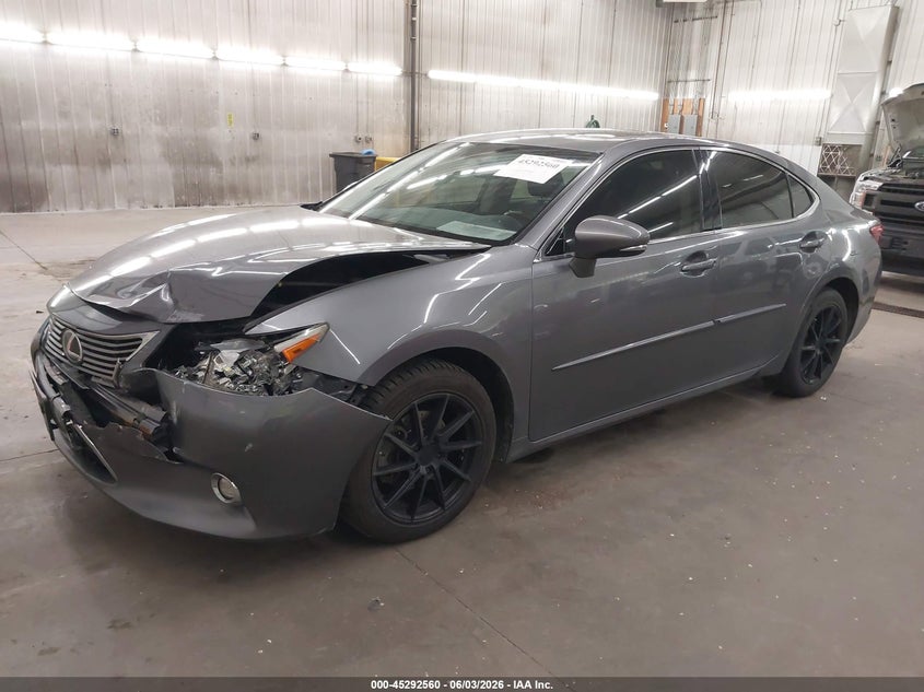 2014 Lexus ES VIN JTHBK1GG5E2111505 IAAI salvage auction — FRONT END, Salvage (Minnesota), sold $3,300 on 2026-07-28 (photo 2)