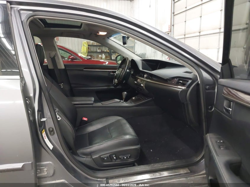 2014 Lexus ES VIN JTHBK1GG5E2111505 IAAI salvage auction — FRONT END, Salvage (Minnesota), sold $3,300 on 2026-07-28 (photo 5)