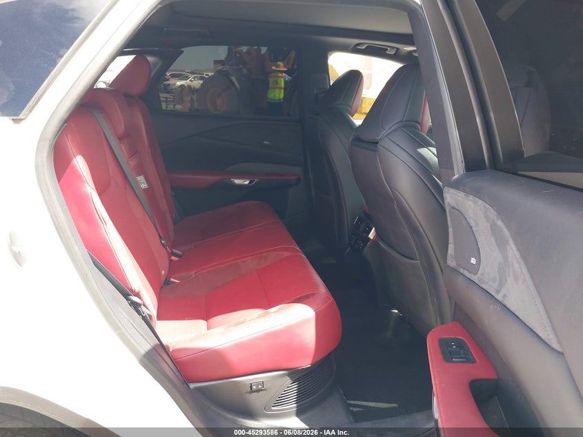 2023 Lexus Rx VIN 2T2BCMEA8PC006472 IAAI salvage auction — FRONT & REAR, Salvage Title, sold $16,100 on 2026-07-30 (photo 8)