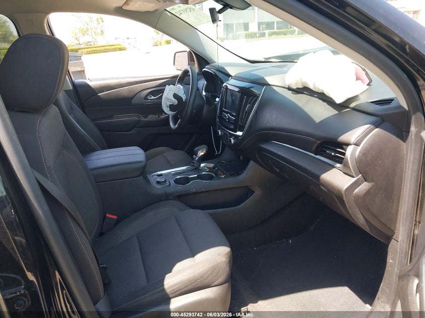 2021 Chevrolet Traverse VIN 1GNERFKW7MJ165096 IAAI salvage auction — FRONT END, Salvage Title, sold $3,400 on 2026-07-25 (photo 5)