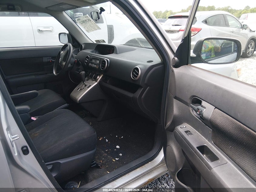 2008 Scion Xb VIN JTLKE50E281051951 IAAI salvage auction — NORMAL WEAR, Salvage (Montana), sold $225 on 2026-07-28 (photo 5)