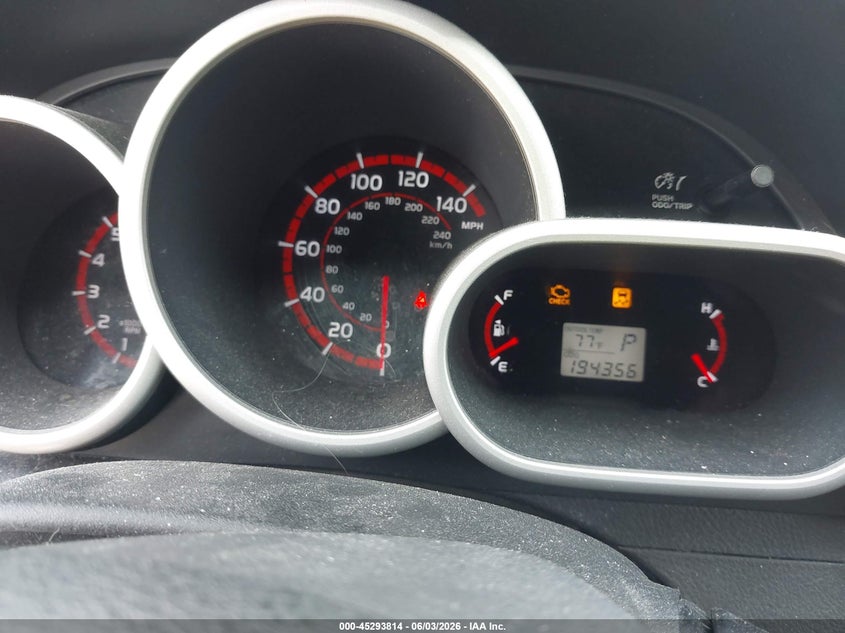 2009 Pontiac Vibe VIN 5Y2SP67009Z425028 IAAI salvage auction — NORMAL WEAR, Clear (Illinois), sold $475 on 2026-07-13 (photo 7)