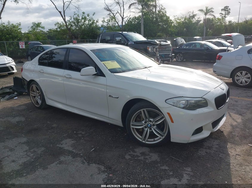 2012 BMW 5er VIN WBAFR7C53CC809329 IAAI salvage auction — REAR END, Salvage Title, sold $1,650 on 2026-07-08 (photo 1)