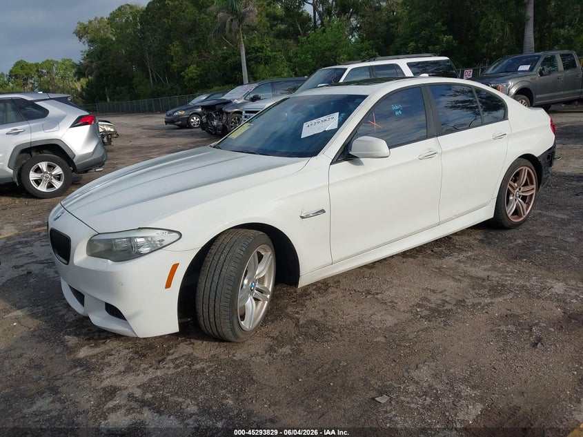 2012 BMW 5er VIN WBAFR7C53CC809329 IAAI salvage auction — REAR END, Salvage Title, sold $1,650 on 2026-07-08 (photo 2)