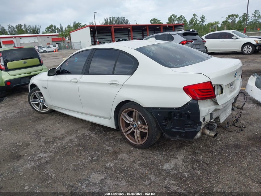 2012 BMW 5er VIN WBAFR7C53CC809329 IAAI salvage auction — REAR END, Salvage Title, sold $1,650 on 2026-07-08 (photo 3)