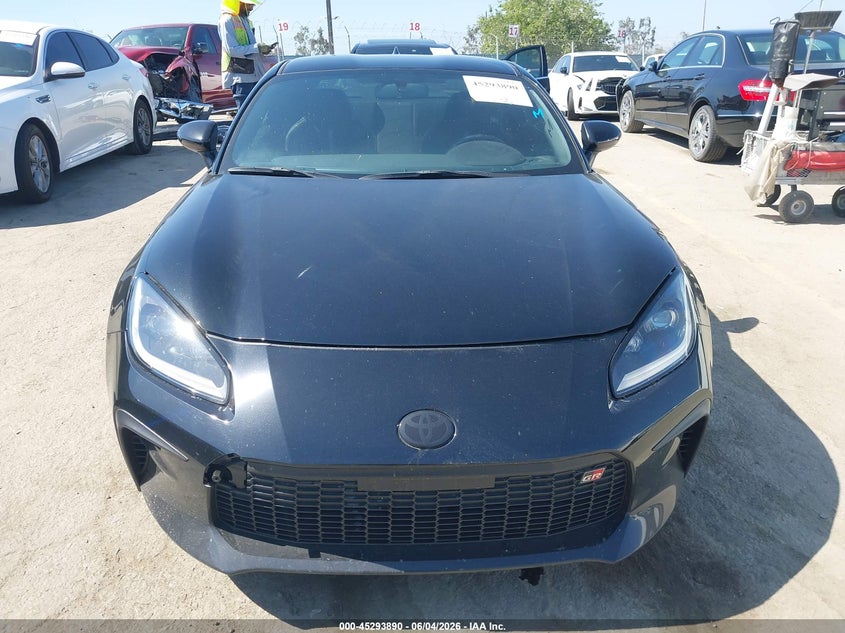 2023 Toyota Gr 86 VIN JF1ZNBE17P9761609 IAAI salvage auction — UNKNOWN, Wait Title, sold $14,600 on 2026-08-12 (photo 6)