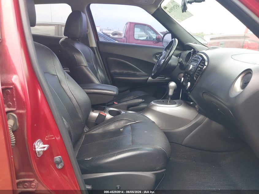 2014 Nissan Juke VIN JN8AF5MR8ET452491 IAAI salvage auction — HAIL, Salvage Title, sold $2,475 on 2026-07-22 (photo 5)