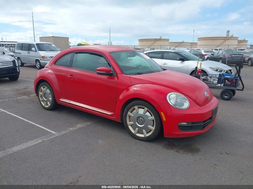 2012 Volkswagen Beetle VIN 3VWJP7ATXCM645920 IAAI salvage auction — NORMAL WEAR, Clear (Hawaii), sold $100 on 2026-07-21 (photo 1)