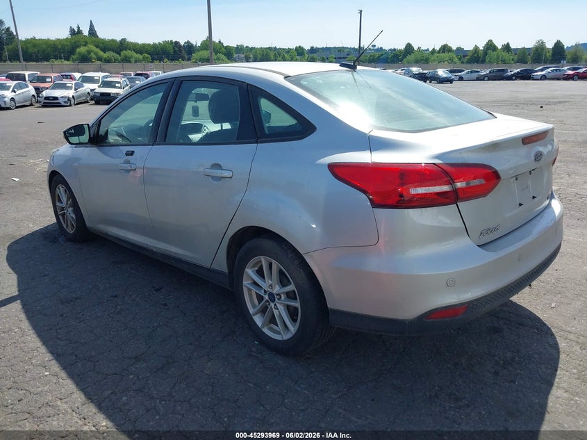 2015 Ford Focus VIN 1FADP3F28FL370133 IAAI salvage auction — FRONT & REAR, Salvage (Oregon), sold $525 on 2026-07-09 (photo 3)