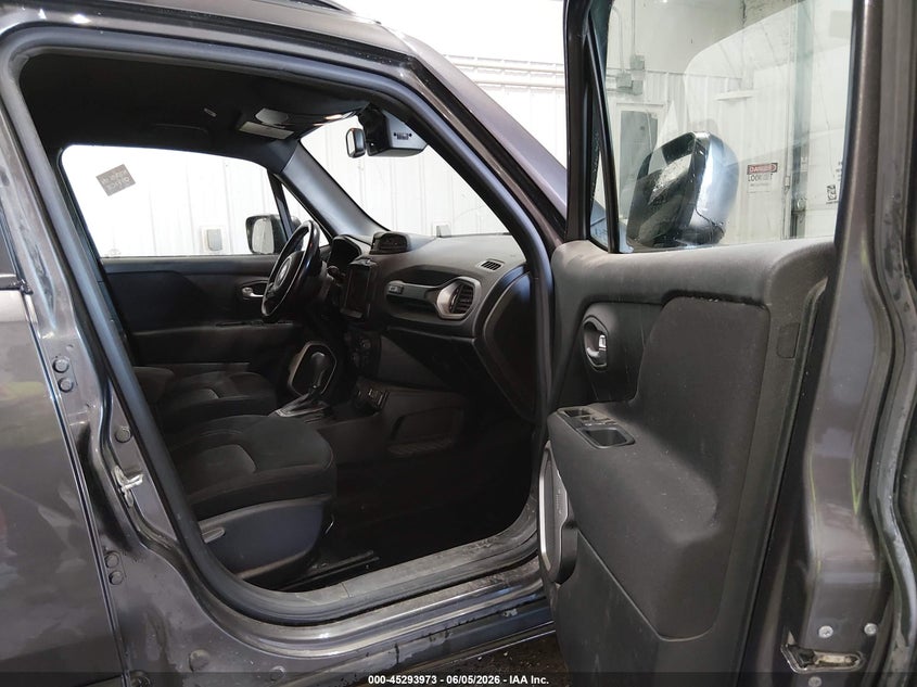 2021 Jeep Renegade VIN ZACNJDBB4MPM48392 IAAI salvage auction — REAR END, Salvage Title, sold $1,900 on 2026-07-13 (photo 5)