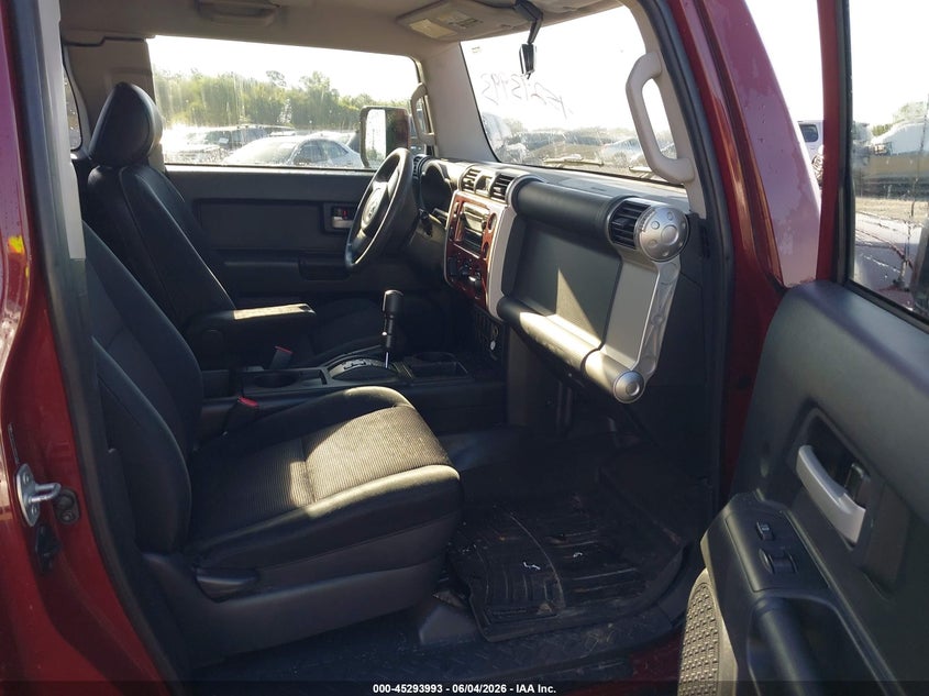 2008 Toyota Fj cruiser VIN JTEZU11F88K002904 IAAI salvage auction — NORMAL WEAR, Repossession Paperwork (Georgia), sold $3,900 on 2026-07-06 (photo 5)