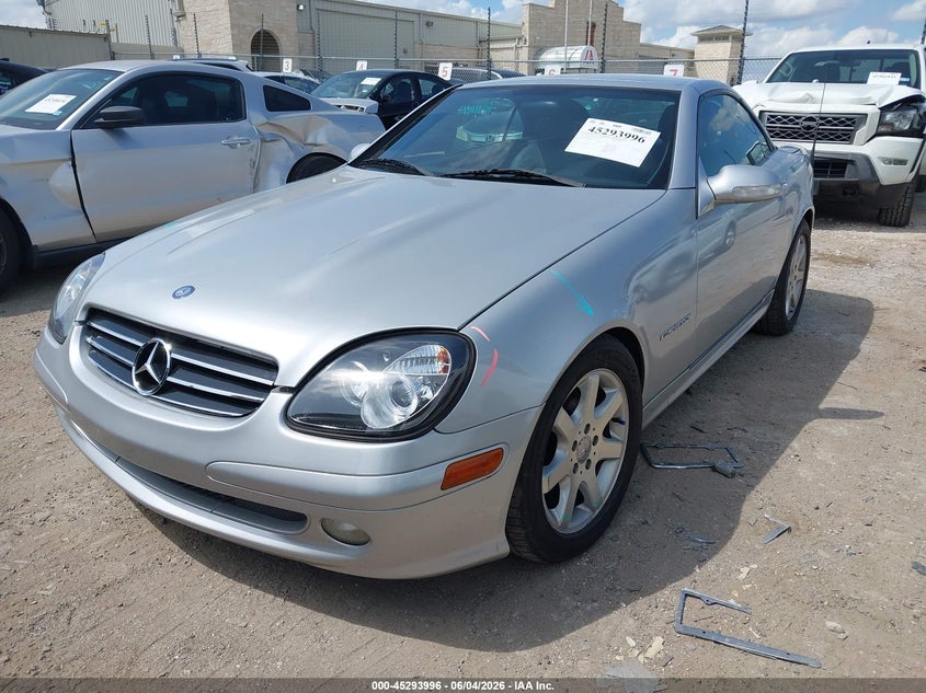 2002 Mercedes-benz Slk-class VIN WDBKK49F42F258943 IAAI salvage auction — SIDE, Salvage (Texas), sold $500 on 2026-07-09 (photo 2)