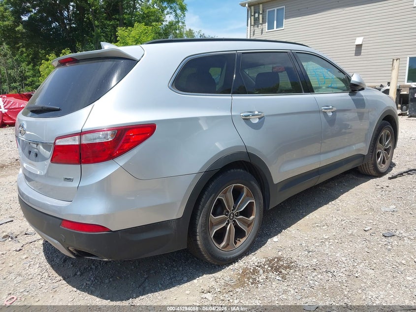2016 Hyundai Santa fe VIN KM8SMDHF9GU151561 IAAI salvage auction — NORMAL WEAR, Clear (Pennsylvania), sold $1,700 on 2026-07-07 (photo 4)