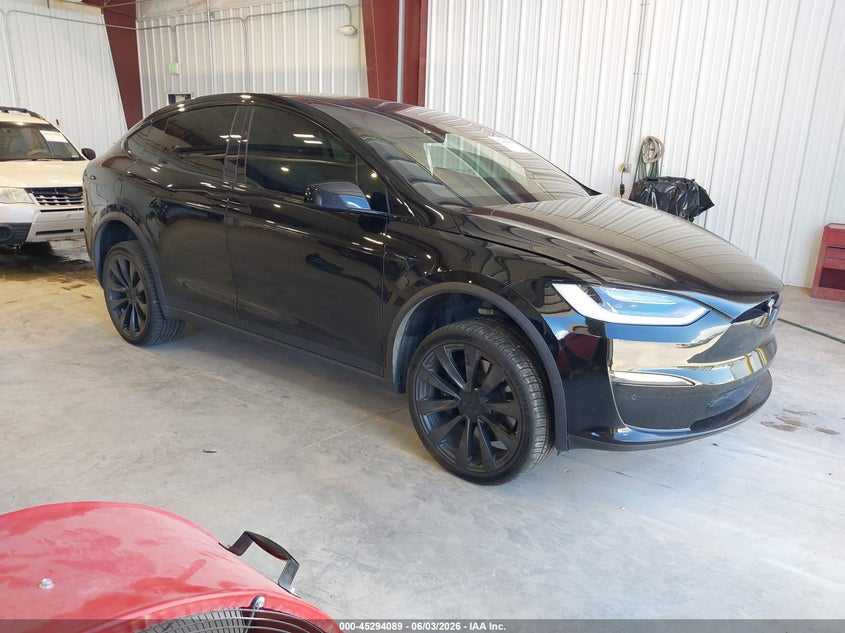 2022 Tesla Model x VIN 7SAXCBE60NF343904 IAAI salvage auction — LEFT SIDE, Salvage Title, sold $14,300 on 2026-07-30 (photo 1)