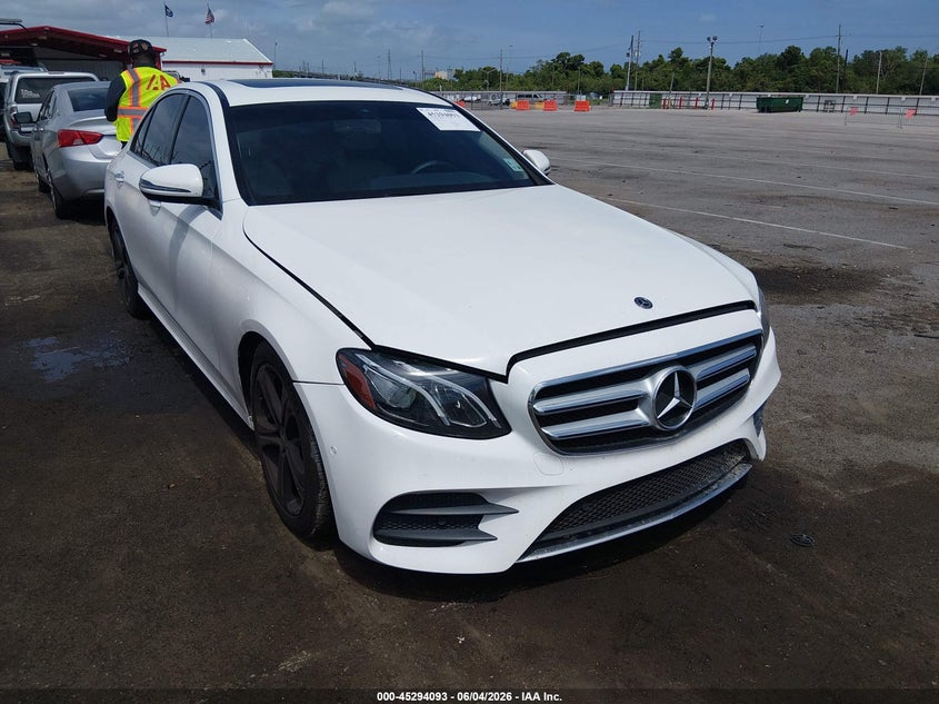 2017 Mercedes-benz E-klasse VIN WDDZF4JB3HA242967 IAAI salvage auction — FRESH WATER, Salvage Title, sold $3,650 on 2026-07-13 (photo 1)