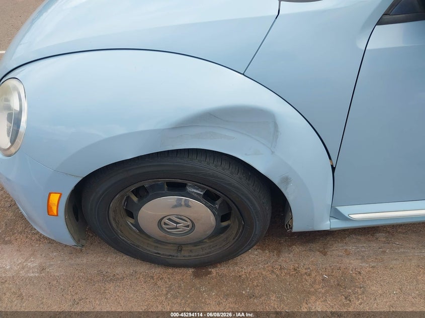 2012 Volkswagen Beetle VIN 3VWJP7ATXCM657842 IAAI salvage auction — LEFT SIDE, Salvage Title, sold $25 on 2026-08-25 (photo 6)