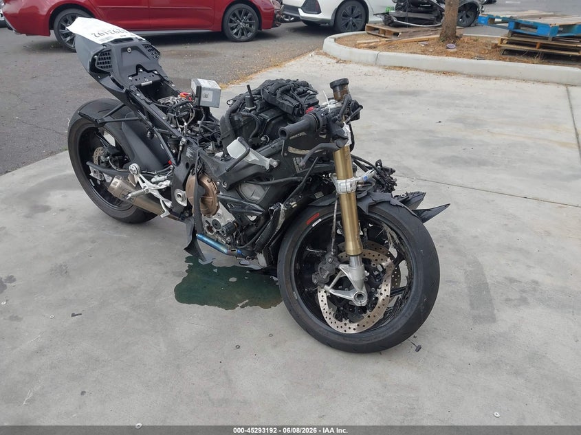 2022 BMW S 1000 VIN WB10E2302N6F31858 IAAI salvage auction — ALL OVER, Salvage Title, sold $1,150 on 2026-07-17 (photo 1)