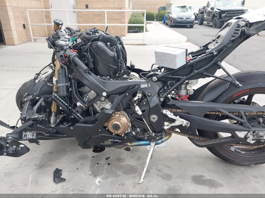 2022 BMW S 1000 VIN WB10E2302N6F31858 IAAI salvage auction — ALL OVER, Salvage Title, sold $1,150 on 2026-07-17 (photo 9)