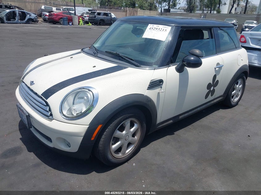 2009 Mini Cooper VIN WMWMF33539TW77786 IAAI salvage auction — REAR END, Salvage Certificate (California), sold $650 on 2026-07-12 (photo 2)