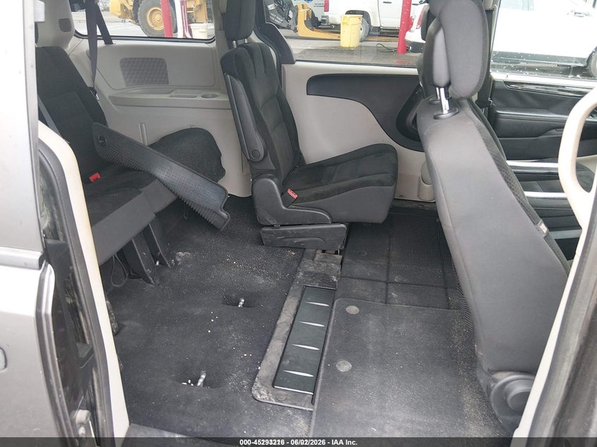 2019 Dodge Caravan VIN 2C4RDGBG5KR716271 IAAI salvage auction — NORMAL WEAR, Sf97 (Washington), sold $6,600 on 2026-07-09 (photo 8)