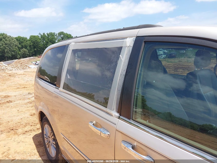 2015 Chrysler Town & country VIN 2C4RC1CG0FR645646 IAAI salvage auction — HAIL, Salvage Title, sold $2,050 on 2026-08-24 (photo 6)