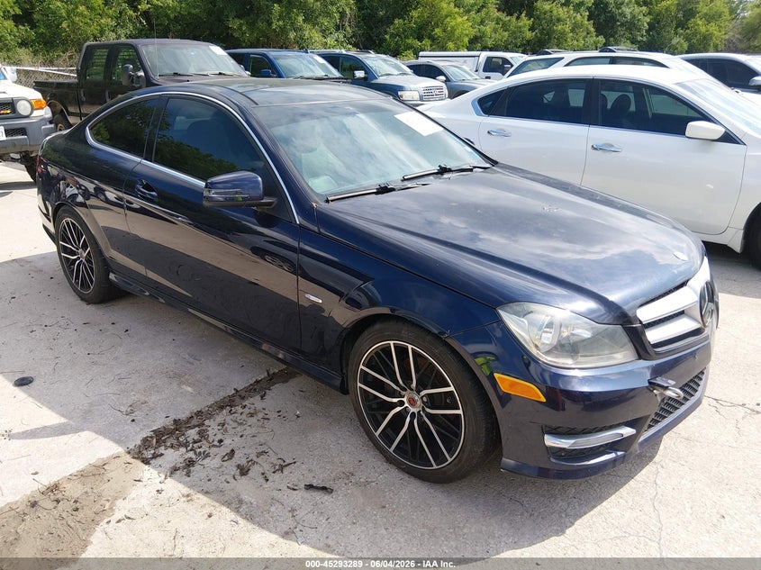 2012 Mercedes-benz C-klasse VIN WDDGJ4HB7CF884048 IAAI salvage auction — NORMAL WEAR, Original (Texas), sold $875 on 2026-07-20 (photo 1)