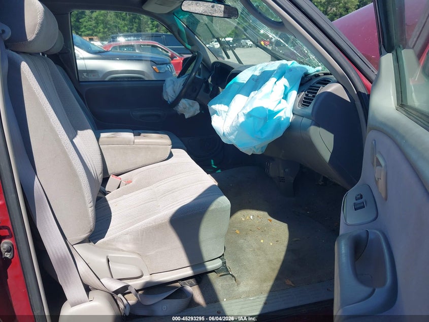 2000 Toyota Tundra VIN 5TBRT3411YS012890 IAAI salvage auction — FRONT END, Salvage (South Carolina), sold $650 on 2026-07-15 (photo 5)