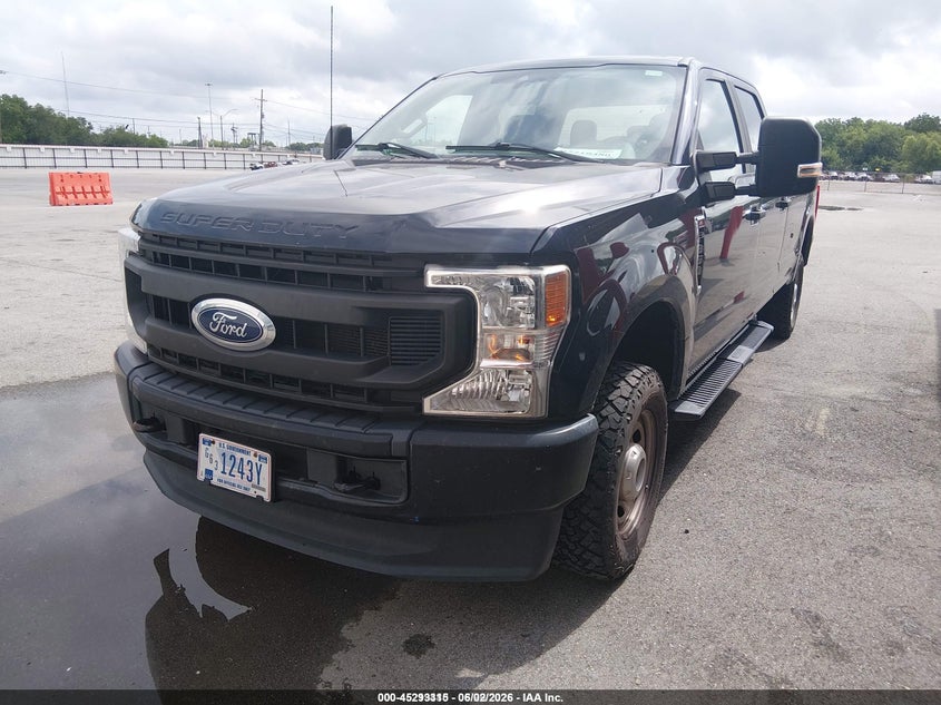 2022 Ford VIN 1FT8W3B67NEC71636 IAAI salvage auction — NORMAL WEAR, Sf97 (Washington), sold $23,600 on 2026-07-09 (photo 2)