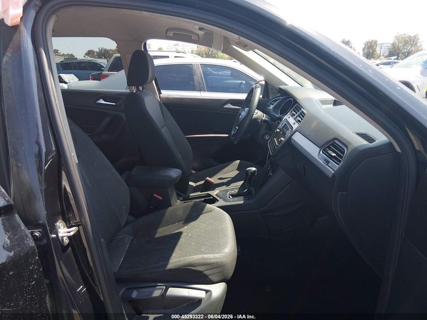 2019 Volkswagen Tiguan VIN 3VV1B7AX3KM087025 IAAI salvage auction — VANDALISM, Salvage Title, sold $2,850 on 2026-07-09 (photo 5)