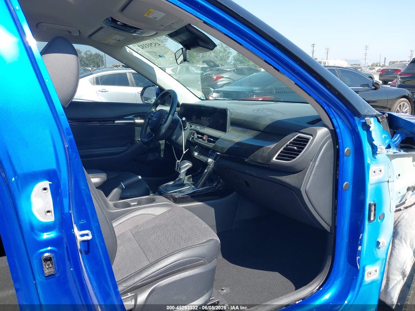 2024 Kia Seltos VIN KNDEUCA74R7641714 IAAI salvage auction — RIGHT SIDE, Salvage (California), sold $5,925 on 2026-07-29 (photo 5)
