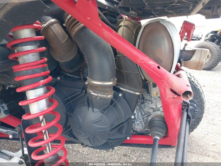 2024 Can-am/ brp Maverick VIN 3JBVXAV21RE000033 IAAI salvage auction — FRONT & REAR, Salvage (Utah), sold $12,750 on 2026-07-28 (photo 9)