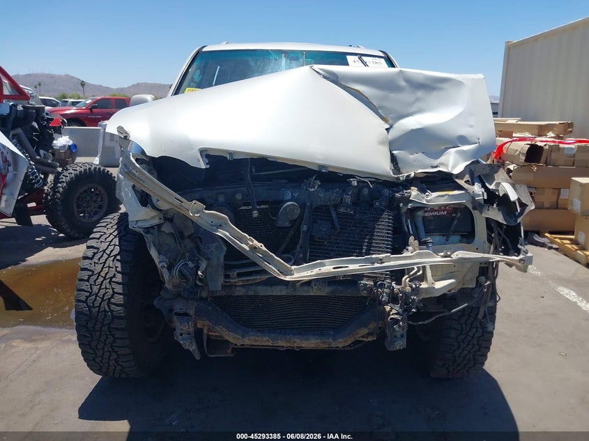 2004 Lexus Lx 470 VIN JTJHT00W443540743 IAAI salvage auction — FRONT END, Salvage (Arizona), sold $3,150 on 2026-08-28 (photo 6)