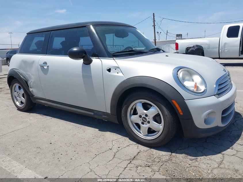 2011 Mini Cooper VIN WMWSU3C57BT098190 IAAI salvage auction — SIDE, Salvage (California), sold $975 on 2026-07-23 (photo 1)