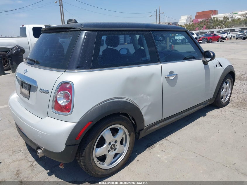 2011 Mini Cooper VIN WMWSU3C57BT098190 IAAI salvage auction — SIDE, Salvage (California), sold $975 on 2026-07-23 (photo 4)