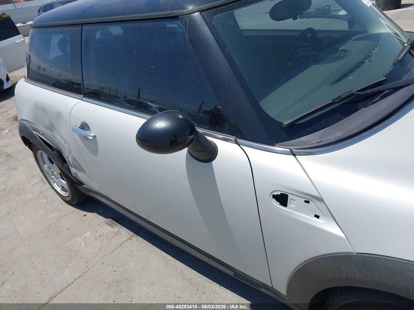 2011 Mini Cooper VIN WMWSU3C57BT098190 IAAI salvage auction — SIDE, Salvage (California), sold $975 on 2026-07-23 (photo 6)