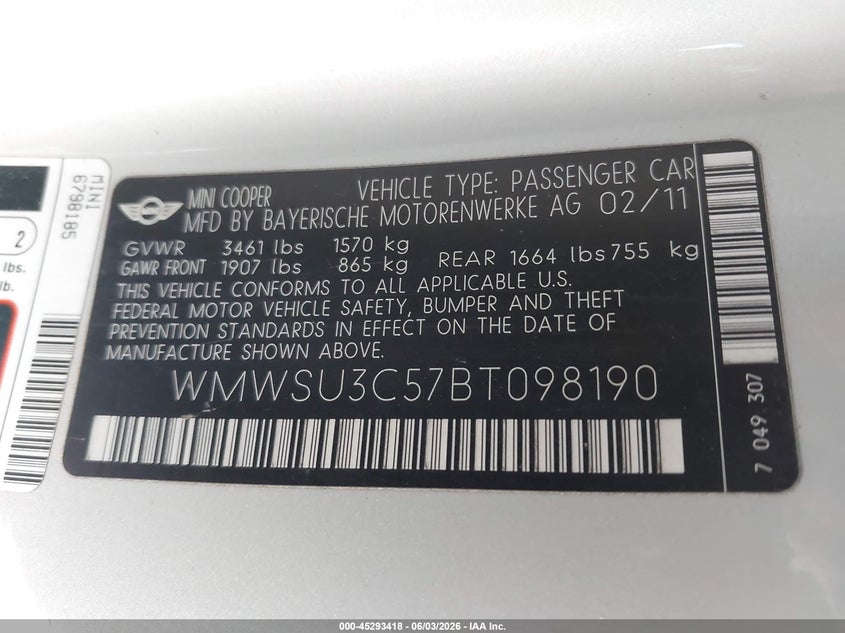 2011 Mini Cooper VIN WMWSU3C57BT098190 IAAI salvage auction — RIGHT SIDE, Salvage (California), sold $975 on 2026-07-29 (photo 9)