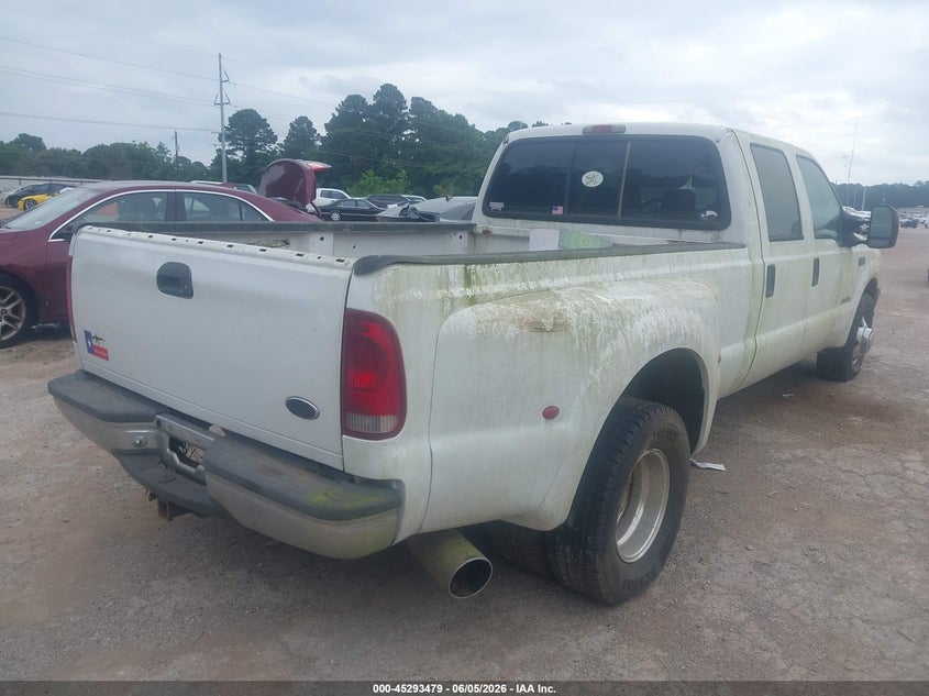 2004 Ford F-350 VIN 1FTWW32P24EB64993 IAAI salvage auction — ENGINE DAMAGE, Original (Texas), sold $250 on 2026-07-09 (photo 4)