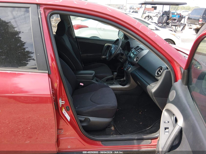 2006 Toyota Rav 4 VIN JTMBK32V866000802 IAAI salvage auction — NORMAL WEAR, Clear (Illinois), sold $1,225 on 2026-07-21 (photo 5)