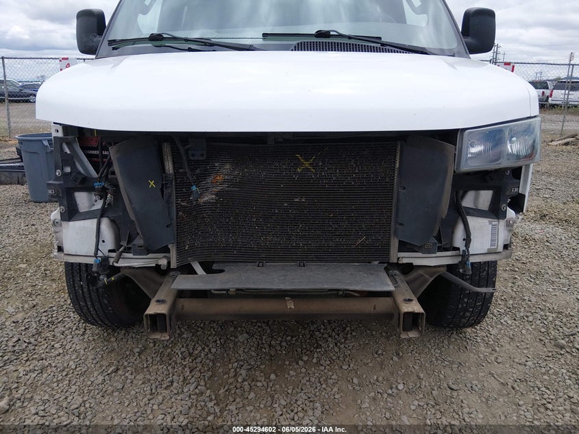 2018 Chevrolet Express VIN 1GAWGEFP6J1220013 IAAI salvage auction — FRONT END, Salvage (Oregon), sold $2,350 on 2026-07-10 (photo 6)