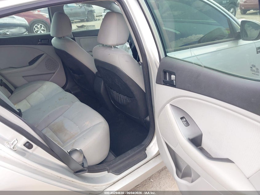 2013 Kia Optima VIN 5XXGM4A76DG138765 IAAI salvage auction — FRONT END, Salvage Title, sold $625 on 2026-07-28 (photo 8)