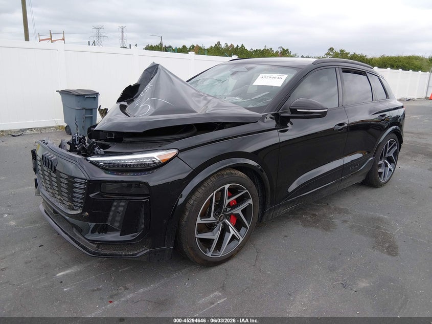 2025 Audi Sq8 VIN WA135BGF7SA024419 IAAI salvage auction — FRONT END, Salvage Title, sold $21,600 on 2026-07-09 (photo 2)